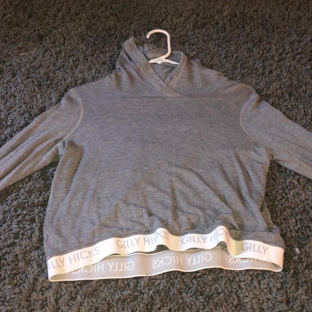 Hollister shirt